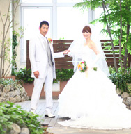 大川 仁 様 ＆ 恵美子 様

式場 KKRホテル博多